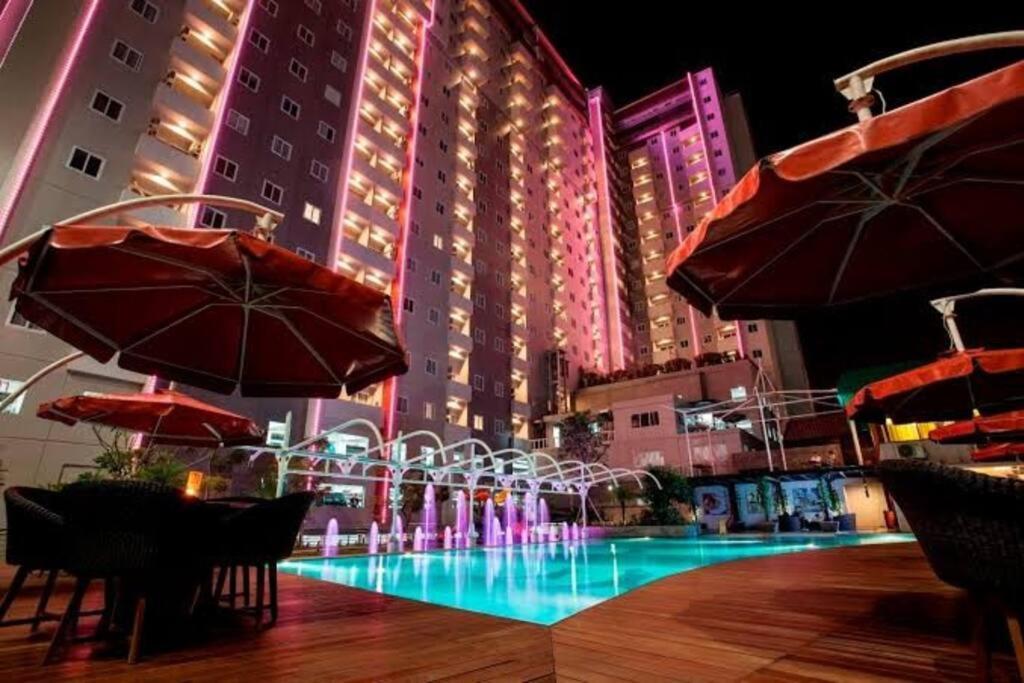 Mg Suite 1Bedroom Apartment By Just Inn Management Semarang Buitenkant foto